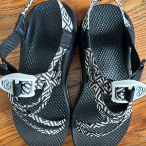 Chaco black and white size 6.5 sandal
